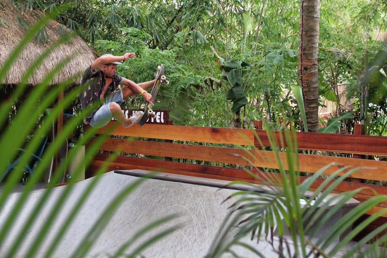 Pipes Hostel Kuta (Lombok) Exterior foto